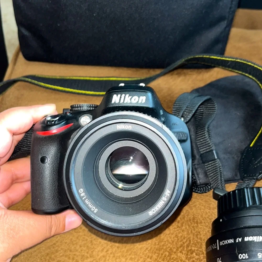 Nikon D5100 Digital Bundle